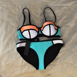 Triangl Bikini